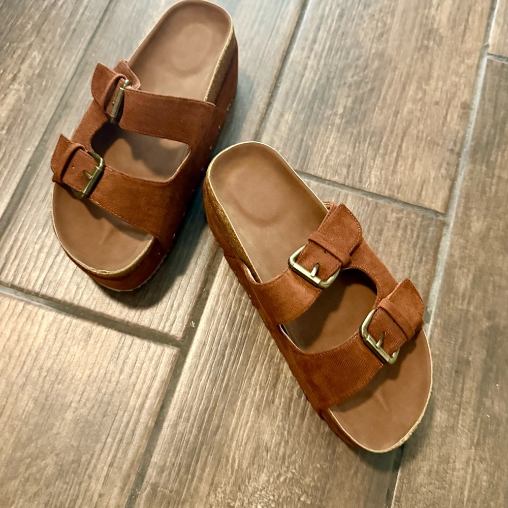 JORISTIMO Women's Cork Sandals w Buckles Suede Clogs Platform Slip On Sandals